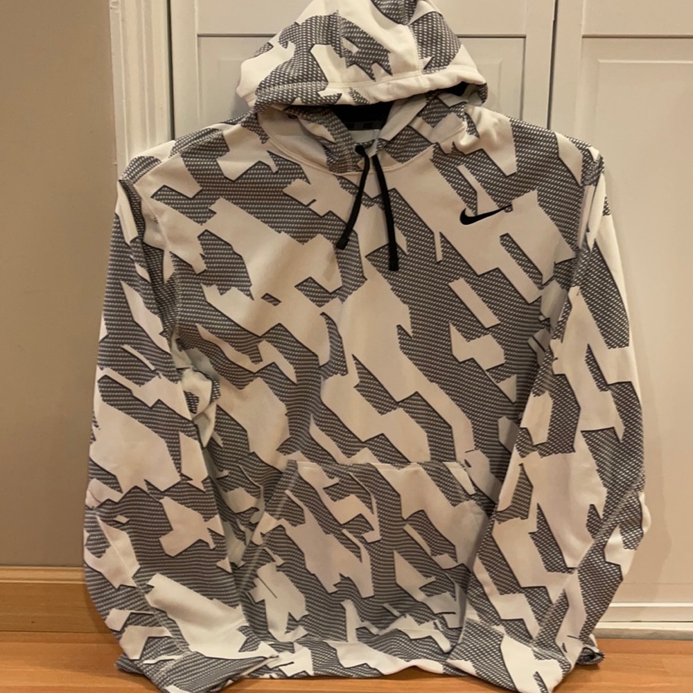 Nike Energy Therma Fit Hoodie
